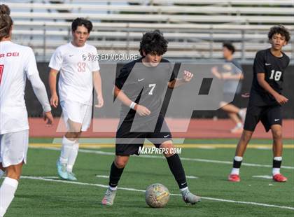 Thumbnail 3 in FR: Peninsula vs Mater Dei photogallery.