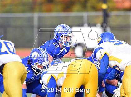 Thumbnail 2 in Harding @ Darien photogallery.