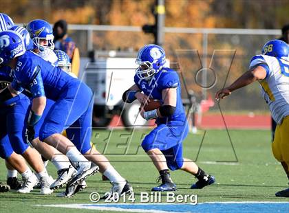 Thumbnail 2 in Harding @ Darien photogallery.