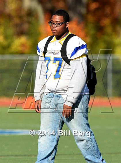 Thumbnail 3 in Harding @ Darien photogallery.