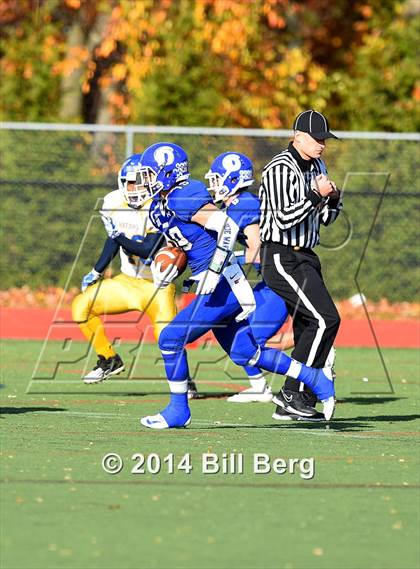 Thumbnail 3 in Harding @ Darien photogallery.