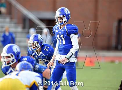 Thumbnail 1 in Harding @ Darien photogallery.