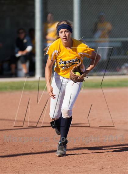 Thumbnail 2 in Beyer @ Gregori photogallery.