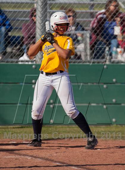 Thumbnail 2 in Beyer @ Gregori photogallery.