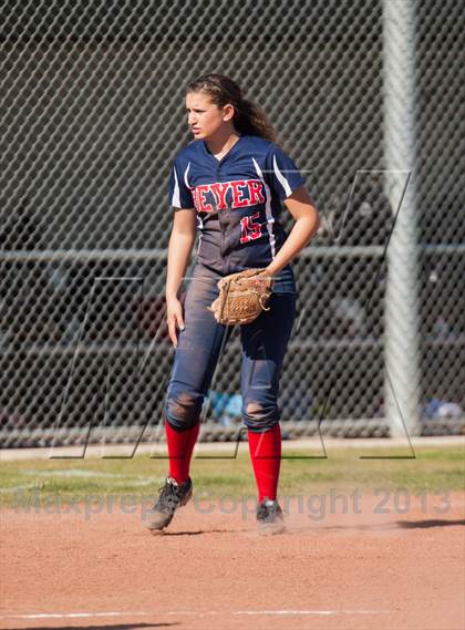 Thumbnail 2 in Beyer @ Gregori photogallery.