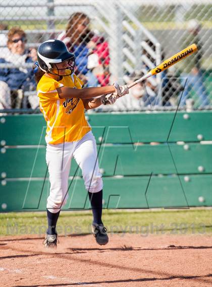 Thumbnail 1 in Beyer @ Gregori photogallery.