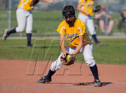 Thumbnail 3 in Beyer @ Gregori photogallery.