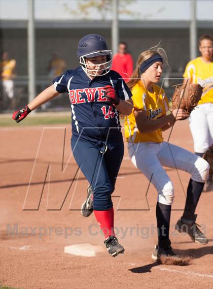 Thumbnail 2 in Beyer @ Gregori photogallery.