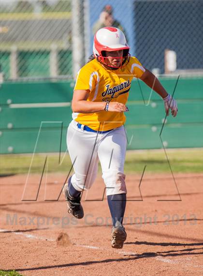Thumbnail 3 in Beyer @ Gregori photogallery.