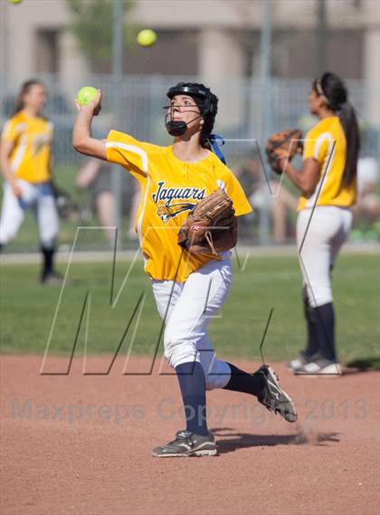 Thumbnail 3 in Beyer @ Gregori photogallery.
