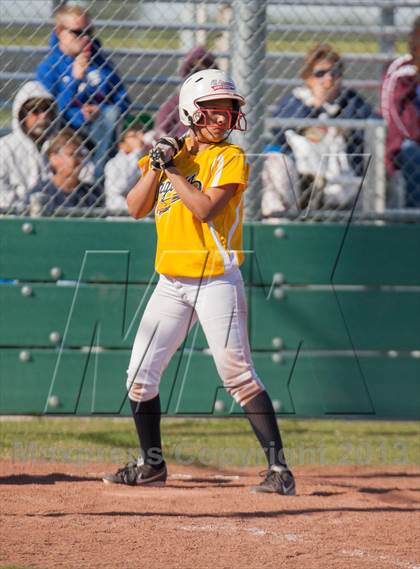 Thumbnail 2 in Beyer @ Gregori photogallery.