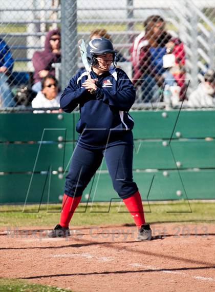Thumbnail 3 in Beyer @ Gregori photogallery.