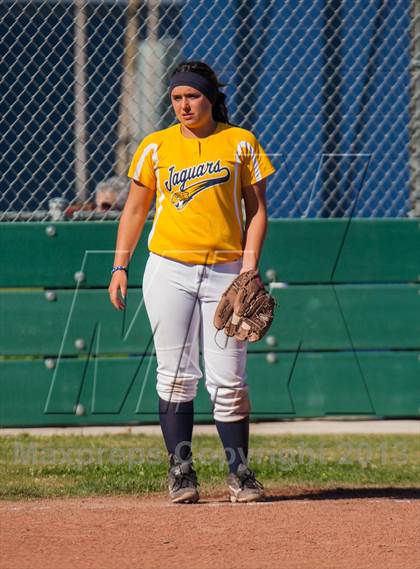 Thumbnail 2 in Beyer @ Gregori photogallery.