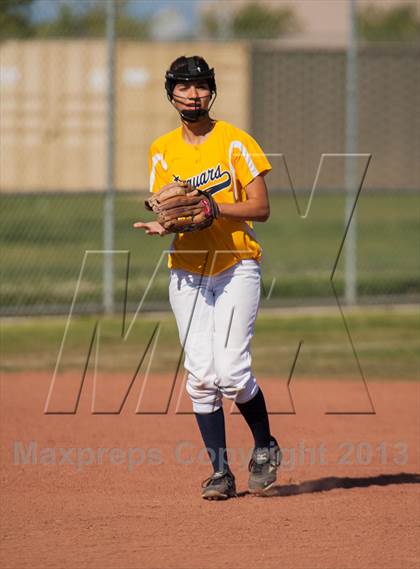 Thumbnail 3 in Beyer @ Gregori photogallery.