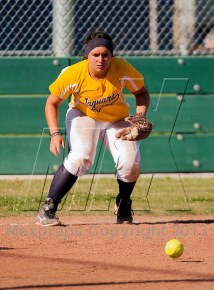 Thumbnail 3 in Beyer @ Gregori photogallery.