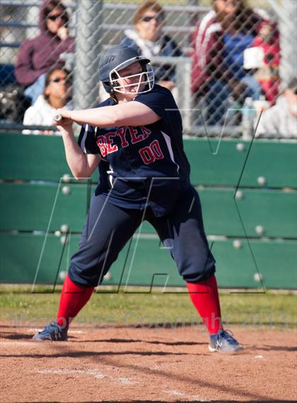 Thumbnail 3 in Beyer @ Gregori photogallery.