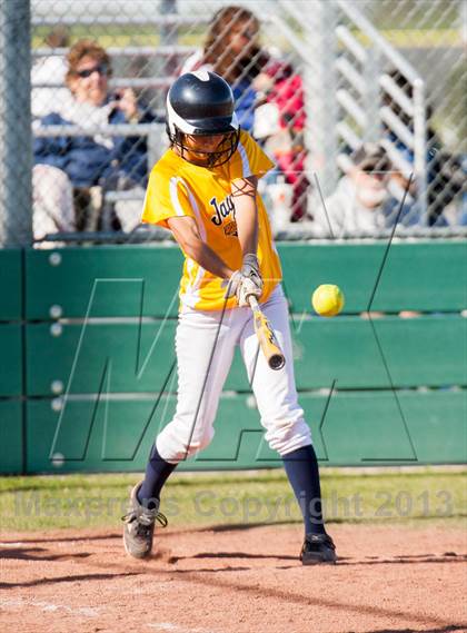 Thumbnail 2 in Beyer @ Gregori photogallery.
