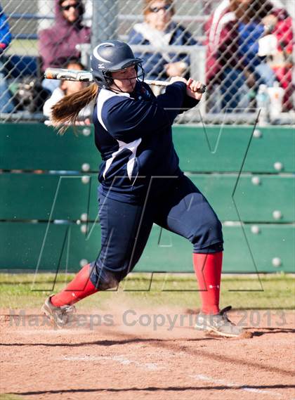 Thumbnail 3 in Beyer @ Gregori photogallery.