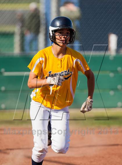 Thumbnail 2 in Beyer @ Gregori photogallery.