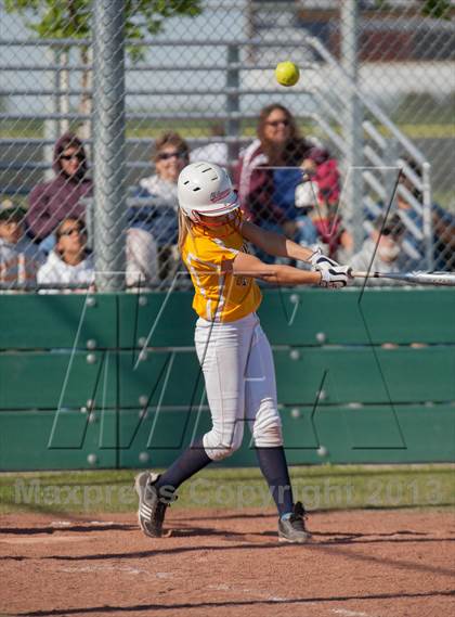 Thumbnail 2 in Beyer @ Gregori photogallery.
