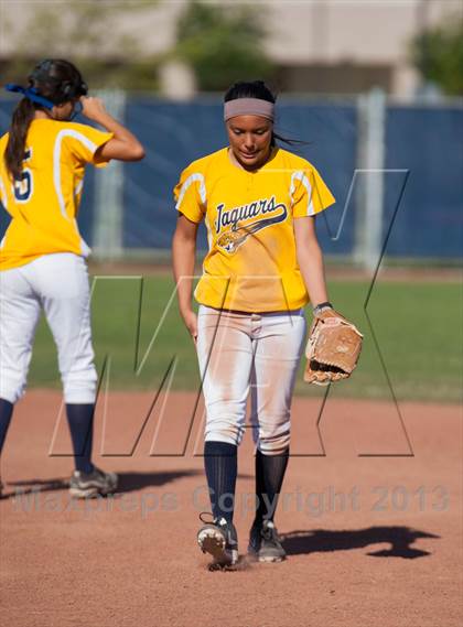 Thumbnail 2 in Beyer @ Gregori photogallery.
