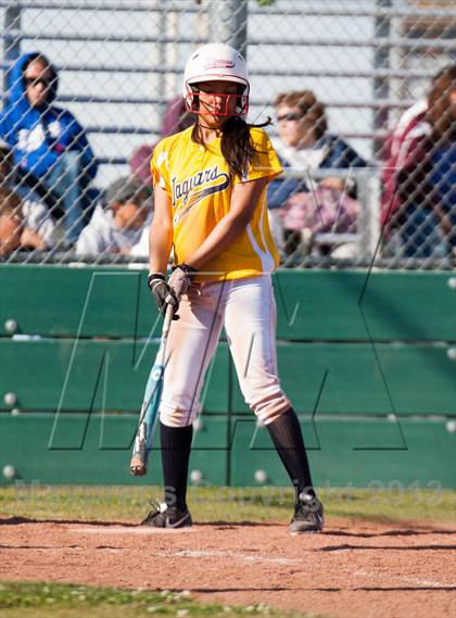 Thumbnail 1 in Beyer @ Gregori photogallery.