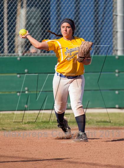Thumbnail 1 in Beyer @ Gregori photogallery.