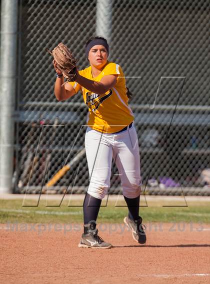 Thumbnail 2 in Beyer @ Gregori photogallery.