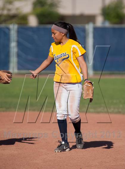 Thumbnail 1 in Beyer @ Gregori photogallery.