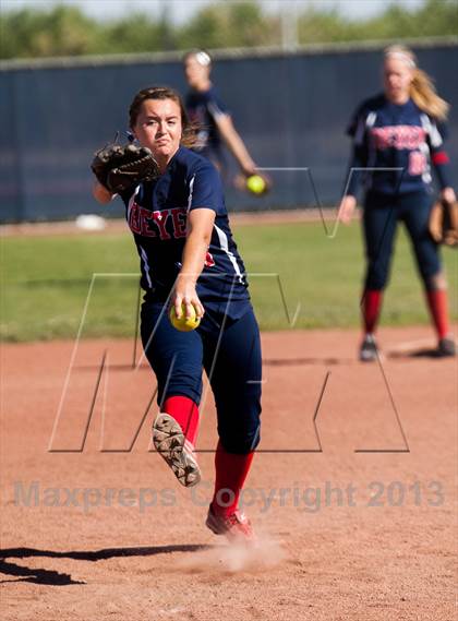 Thumbnail 1 in Beyer @ Gregori photogallery.
