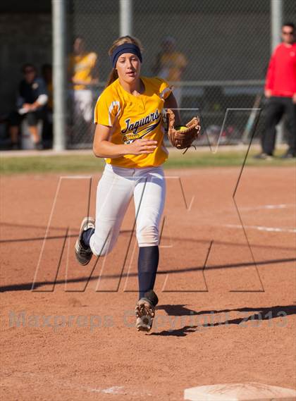 Thumbnail 3 in Beyer @ Gregori photogallery.