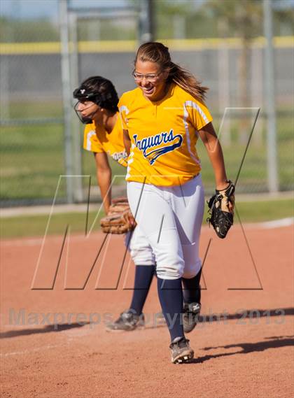 Thumbnail 1 in Beyer @ Gregori photogallery.
