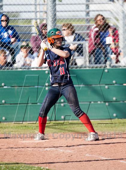 Thumbnail 3 in Beyer @ Gregori photogallery.
