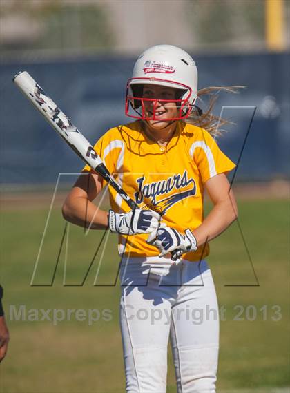 Thumbnail 3 in Beyer @ Gregori photogallery.