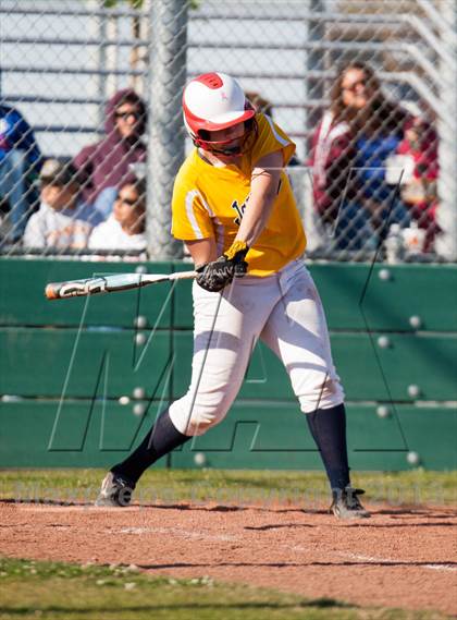 Thumbnail 2 in Beyer @ Gregori photogallery.