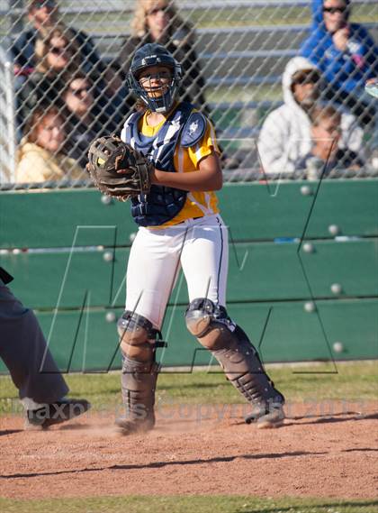 Thumbnail 1 in Beyer @ Gregori photogallery.