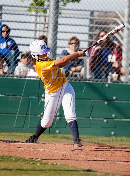 Thumbnail 3 in Beyer @ Gregori photogallery.