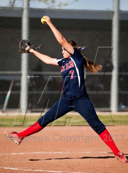 Thumbnail 2 in Beyer @ Gregori photogallery.