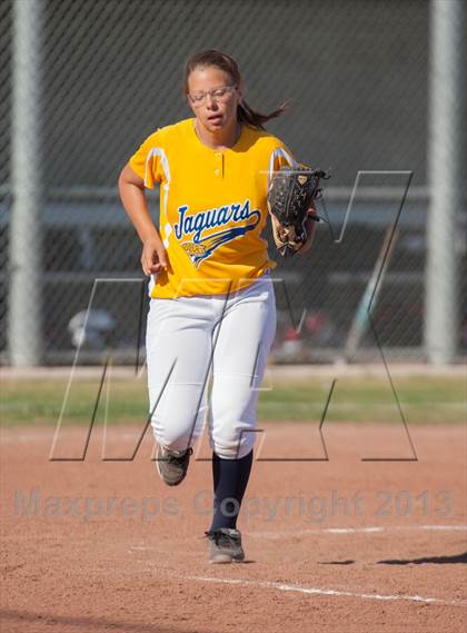 Thumbnail 3 in Beyer @ Gregori photogallery.