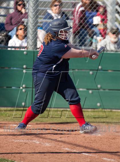 Thumbnail 2 in Beyer @ Gregori photogallery.