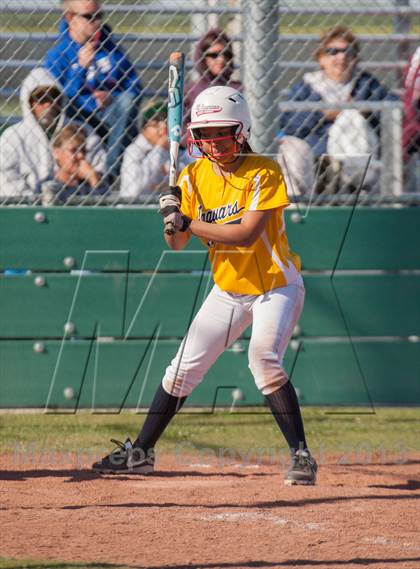 Thumbnail 2 in Beyer @ Gregori photogallery.