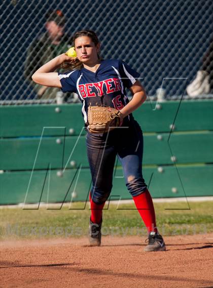 Thumbnail 3 in Beyer @ Gregori photogallery.