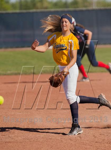 Thumbnail 2 in Beyer @ Gregori photogallery.
