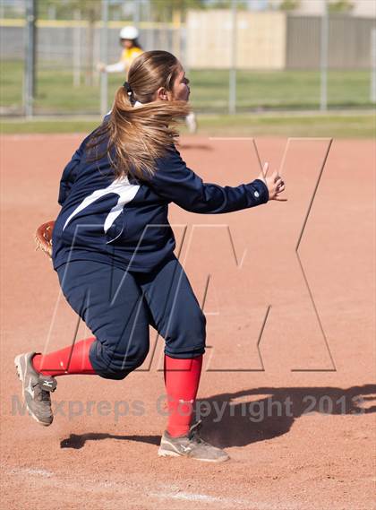 Thumbnail 1 in Beyer @ Gregori photogallery.