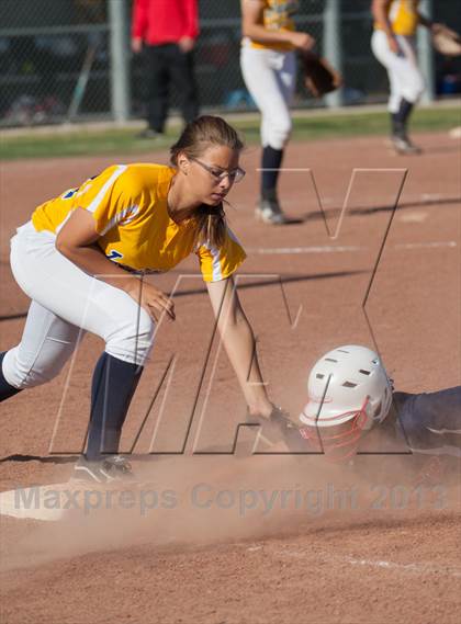 Thumbnail 3 in Beyer @ Gregori photogallery.