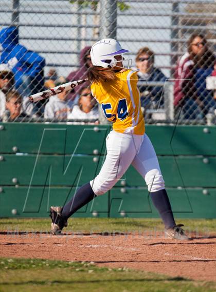 Thumbnail 2 in Beyer @ Gregori photogallery.