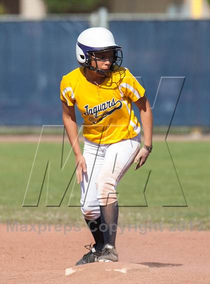 Thumbnail 1 in Beyer @ Gregori photogallery.