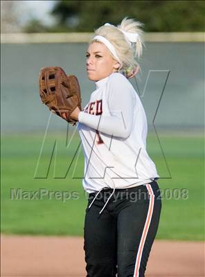 Thumbnail 3 in Merced vs. Hughson (Ceres  Tounament) photogallery.