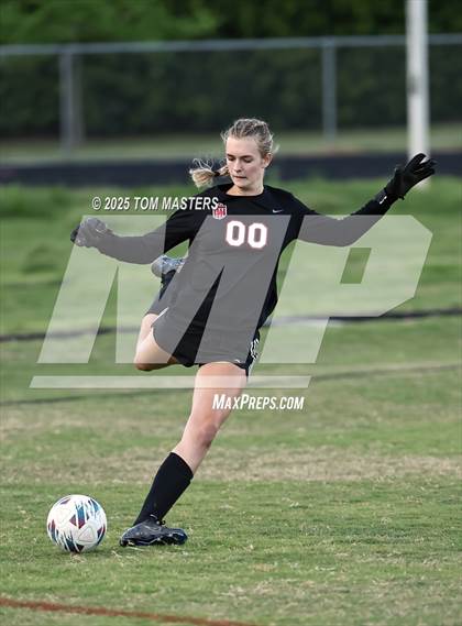 Thumbnail 3 in Myers Park @ South Mecklenburg photogallery.