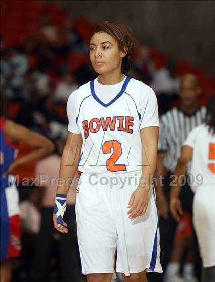 Thumbnail 1 in Duncanville vs. Bowie (Texas Region 1 Semifinal) photogallery.